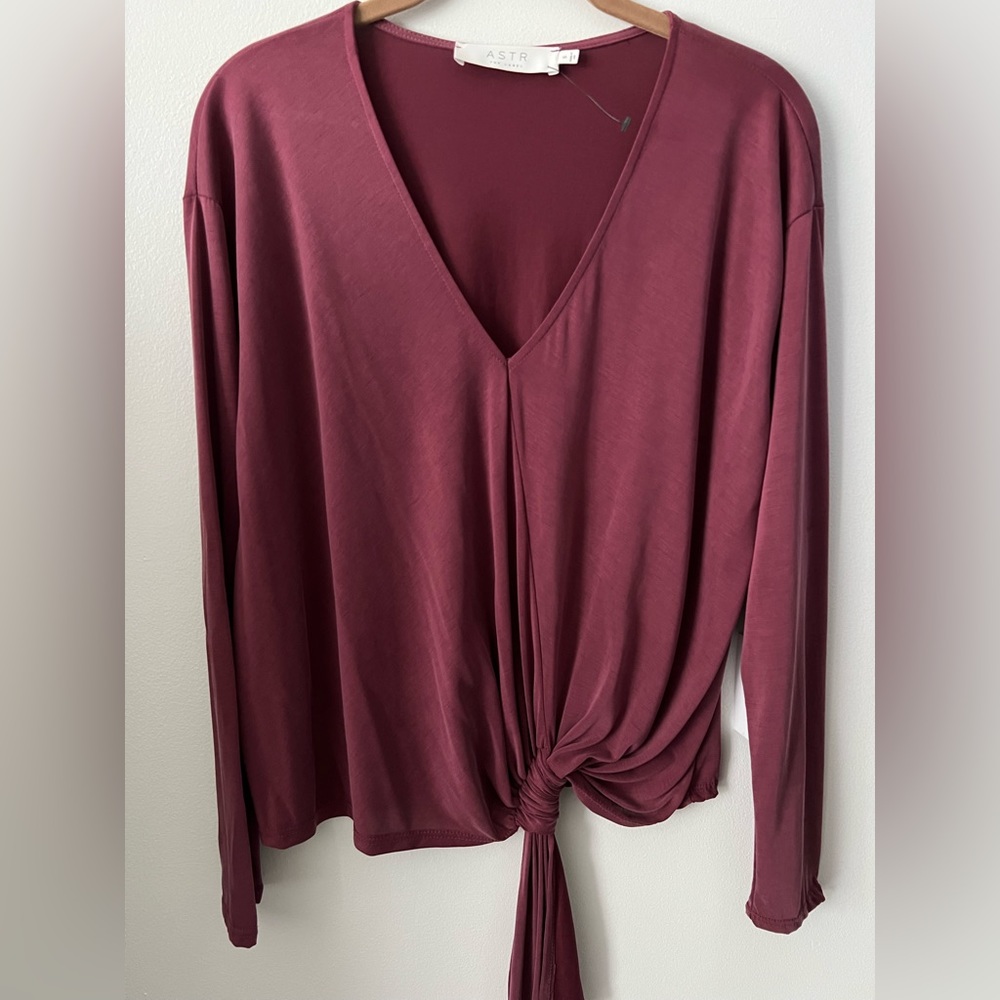Astr the label women’s blouse top NWT